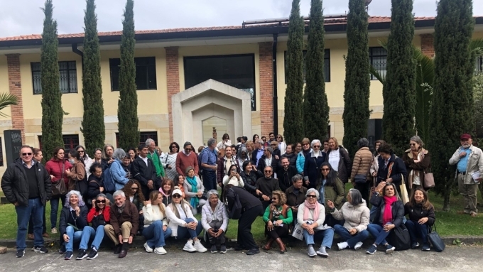 Comunidad de la parroquia Santa María del Camino